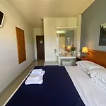Sunrise Hotel Pesádha