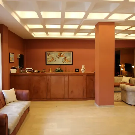 Sunrise מלון Pesádha