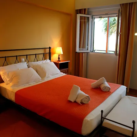 Sunrise Hotel Pesádha